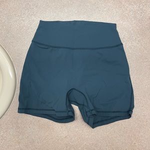 BuffBunny legacy short
